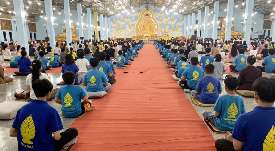 500 Phật tử tham gia khóa Thiền Vipassana 500 Phật tử tham gia khóa Thiền Vipassana