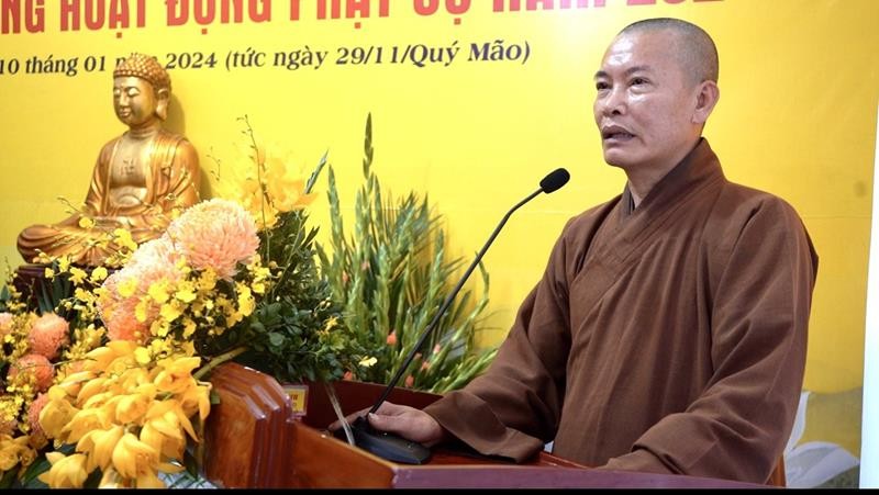 Thượng tọa Thích Đạo Phong phát biểu chỉ đạo Thượng tọa Thích Đạo Phong phát biểu chỉ đạo