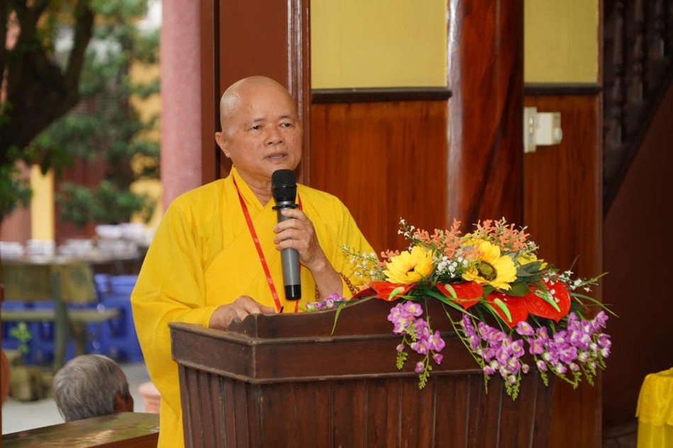 Hòa thượng Thích Đồng Nguyện phát biểu khai mạc Hòa thượng Thích Đồng Nguyện phát biểu khai mạc