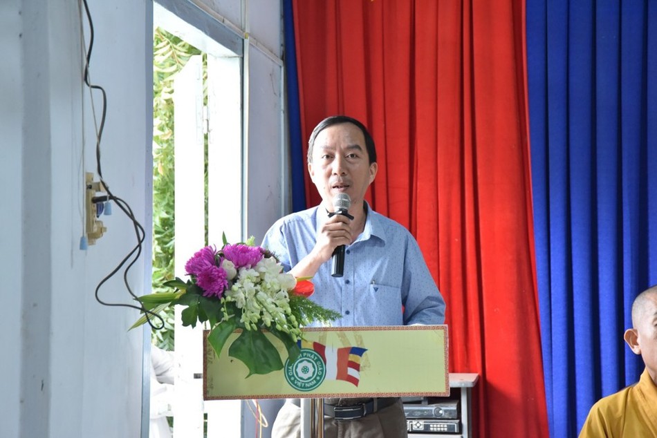 Ông Nguyễn Tấn Thuyên phát biểu tại hội nghị Ông Nguyễn Tấn Thuyên phát biểu tại hội nghị