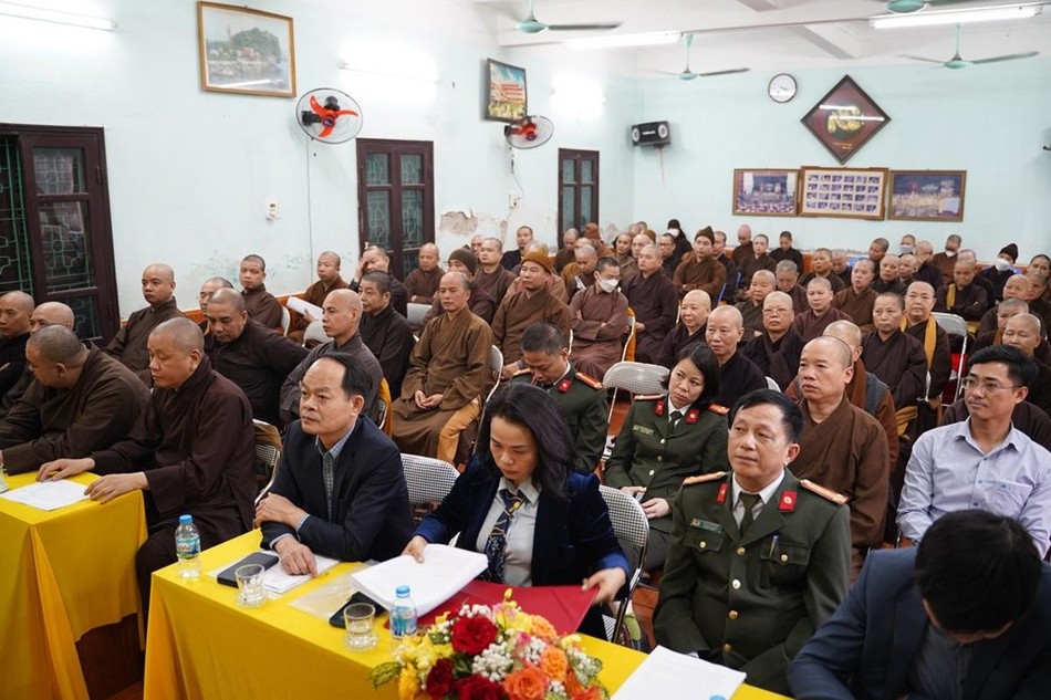 Đại biểu tham dự hội nghị Đại biểu tham dự hội nghị