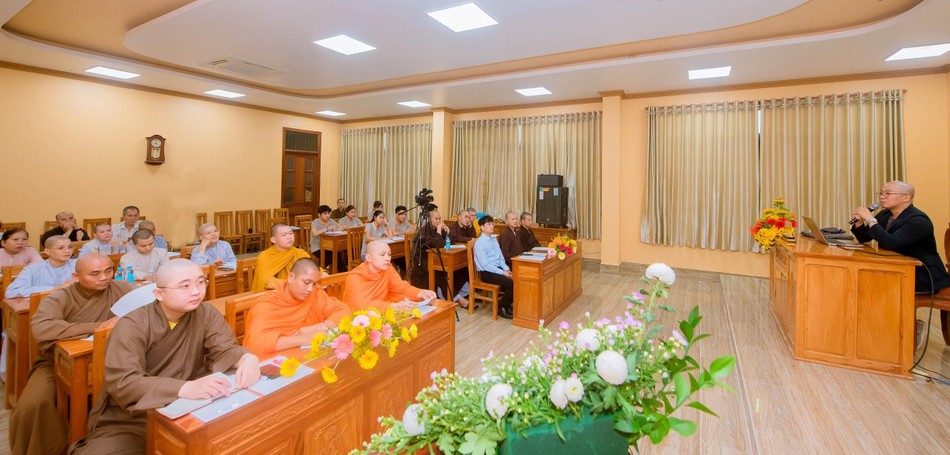 Khóa học diễn ra liên tục trong 4 buổi giảng