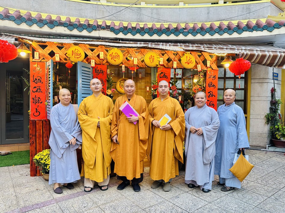 Tại chùa Từ Nghiêm Tại chùa Từ Nghiêm