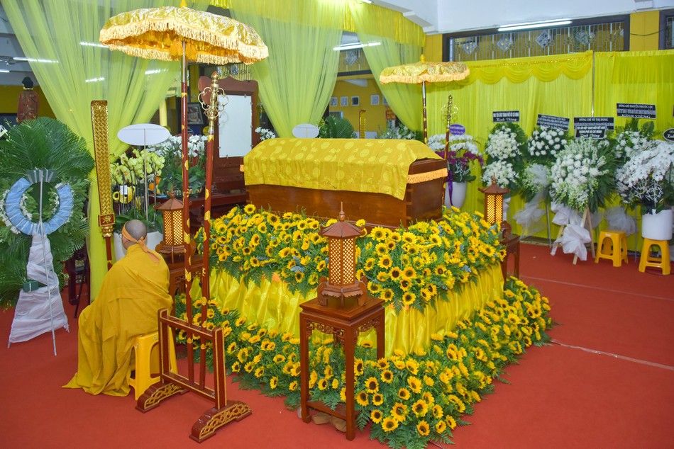 Kim quan an trí tại chùa Phật Học Xá Lợi