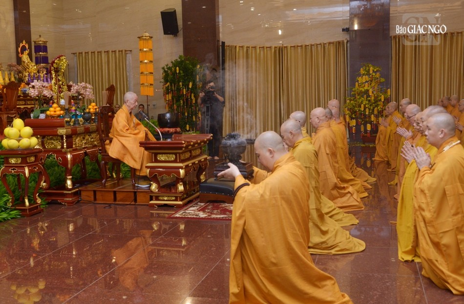 Chư tôn đức Giáo hội TP.HCM khánh tuế Đức Pháp chủ