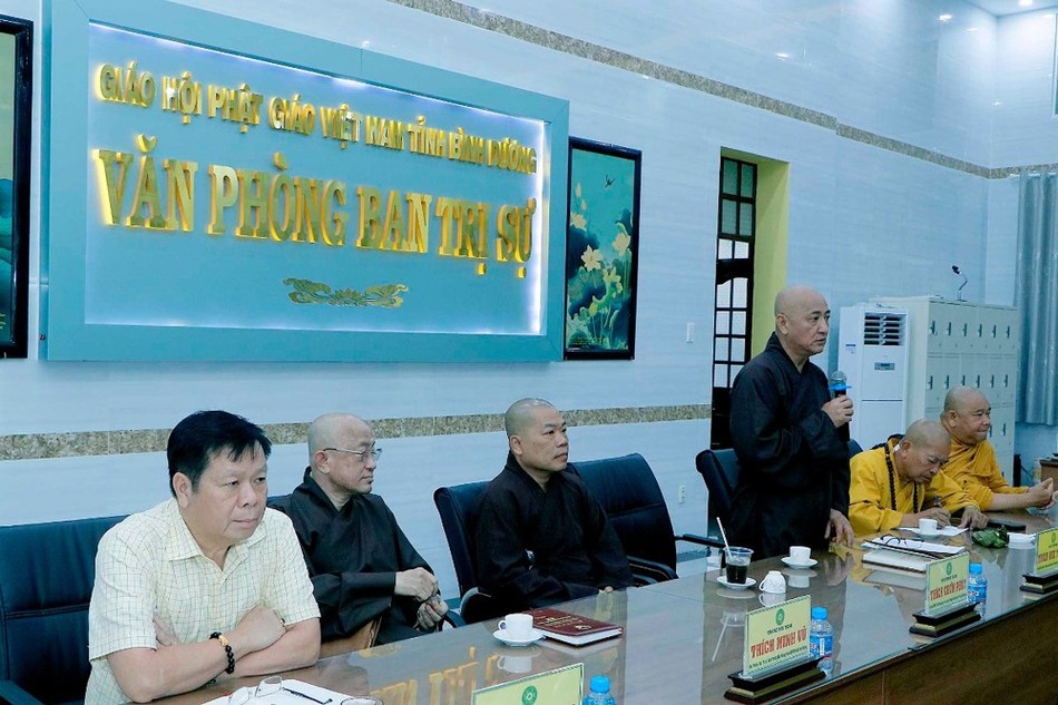 Hòa thượng Thích Huệ Thông phát biểu khai mạc Hòa thượng Thích Huệ Thông phát biểu khai mạc