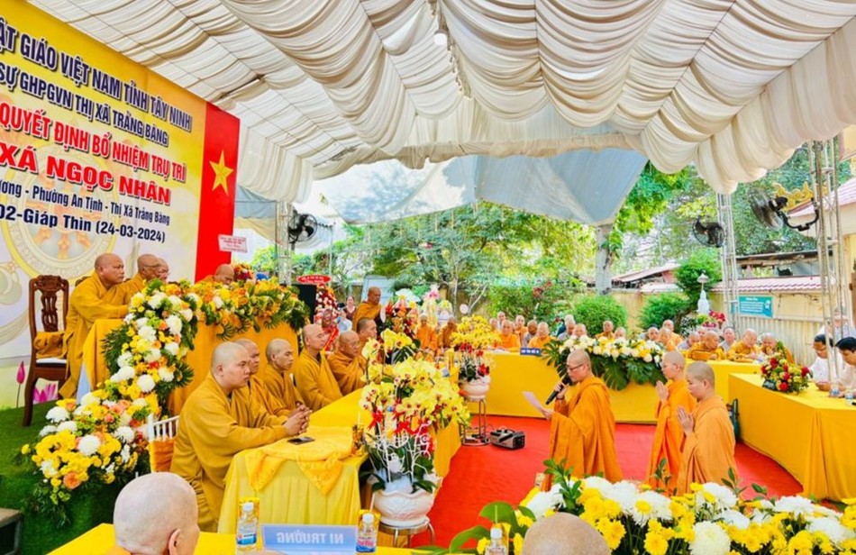 Ni sư Thích nữ Ngọc Nhân phát nguyện nhận nhiệm vụ Ni sư Thích nữ Ngọc Nhân phát nguyện nhận nhiệm vụ