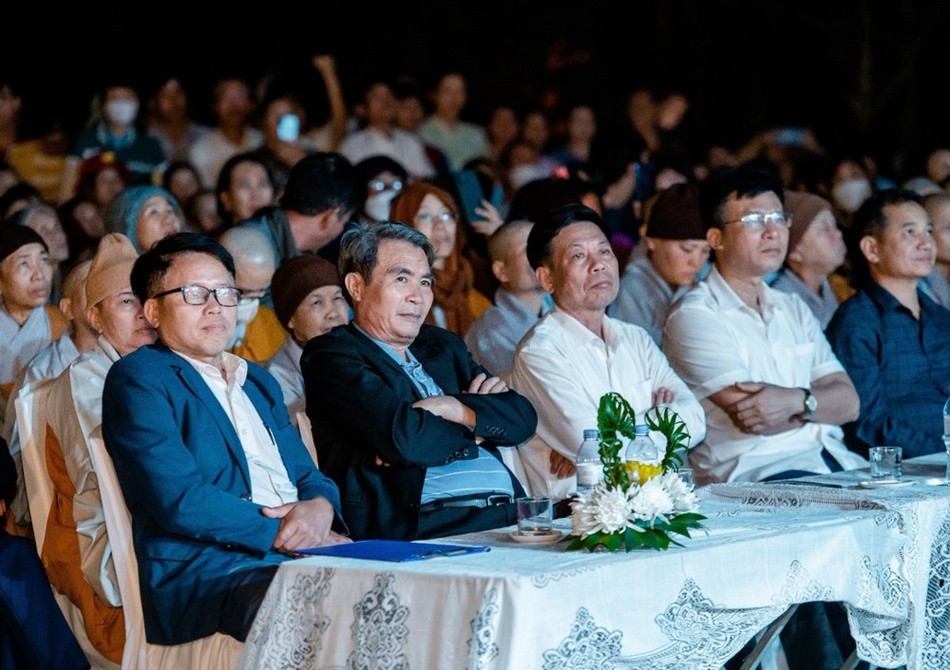 Đại diện các cơ quan tỉnh, địa phương tham dự Đại diện các cơ quan tỉnh, địa phương tham dự