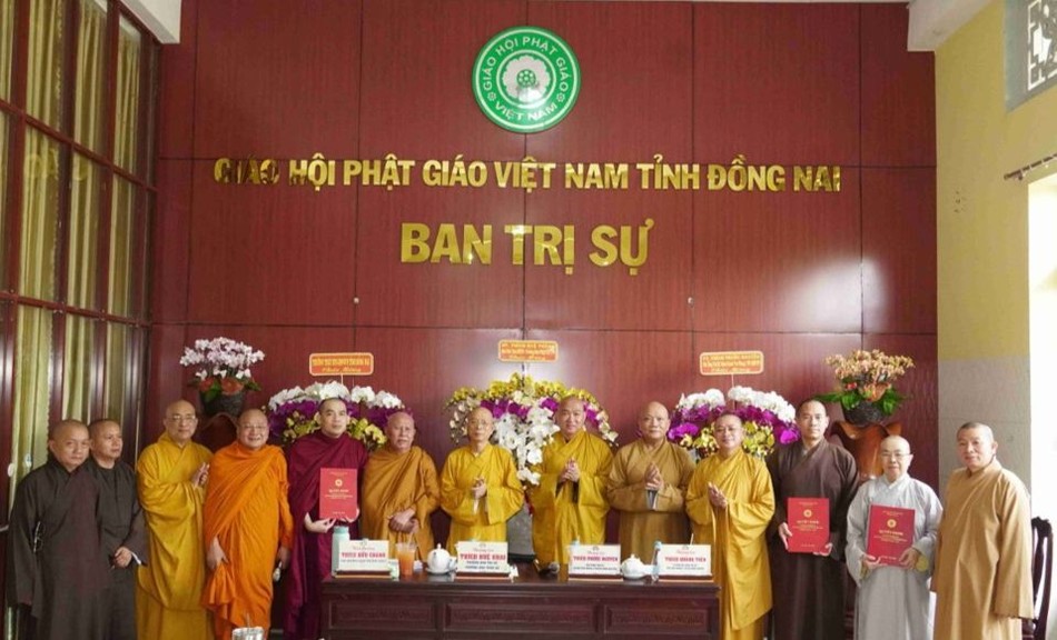 Chụp ảnh lưu niệm