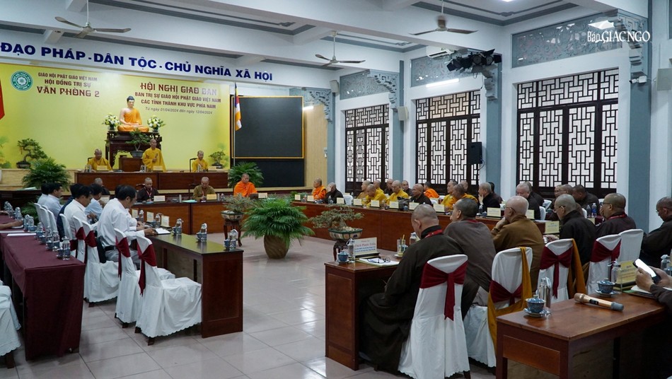 Hội nghị giao ban đã lắng nghe, trao đổi và đề xuất nhiều giải pháp giải quyết các vấn đề vướng mắc, tồn đọng của 4 Ban Trị sự tỉnh thành tham dự họp