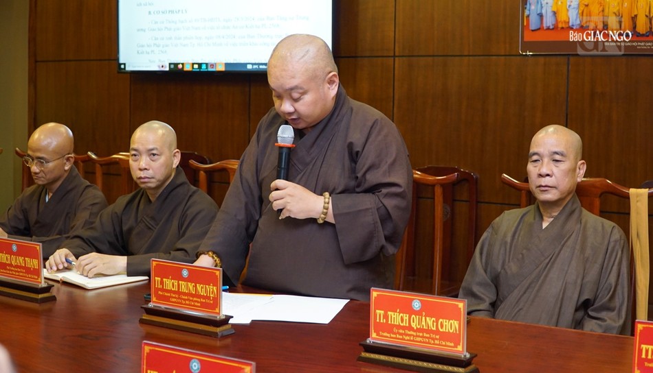 Thượng tọa Thích Trung Nguyện, Phó Thư ký kiêm Chánh Văn phòng trình dự thảo kế hoạch An cư kiết hạ