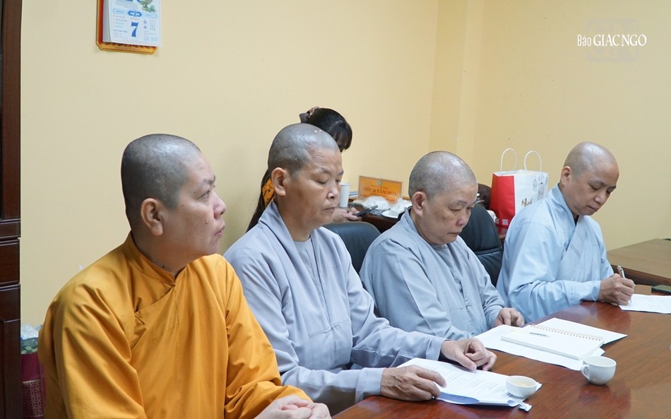 Chư Ni thành viên Thường trực Ban Văn hóa tham gia buổi họp Chư Ni thành viên Thường trực Ban Văn hóa tham gia buổi họp