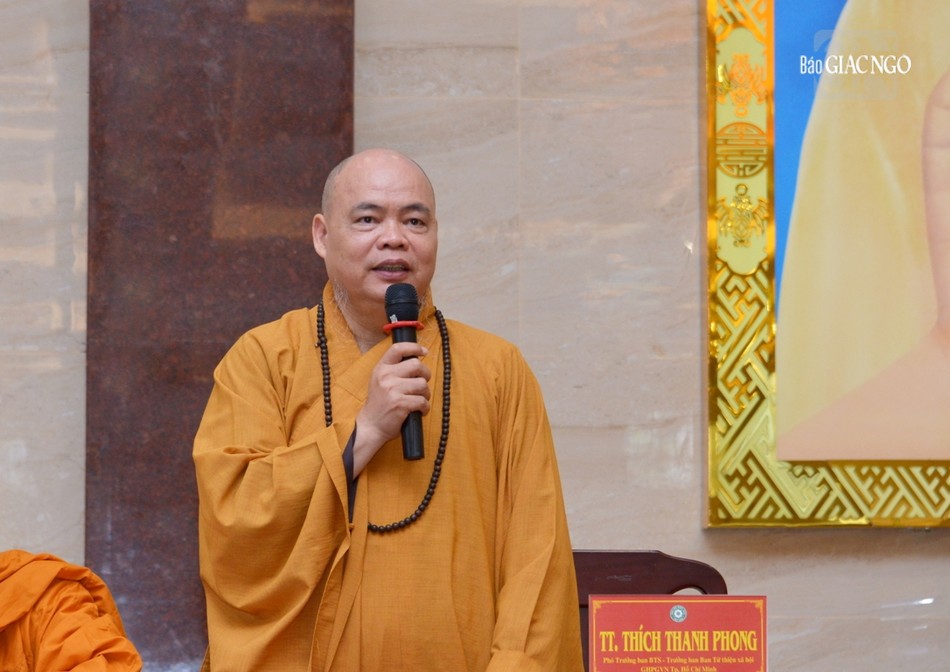 Thượng tọa Thích Thanh Phong chia sẻ về thông tin liên quan từ thiện xã hội Thượng tọa Thích Thanh Phong chia sẻ về thông tin liên quan từ thiện xã hội
