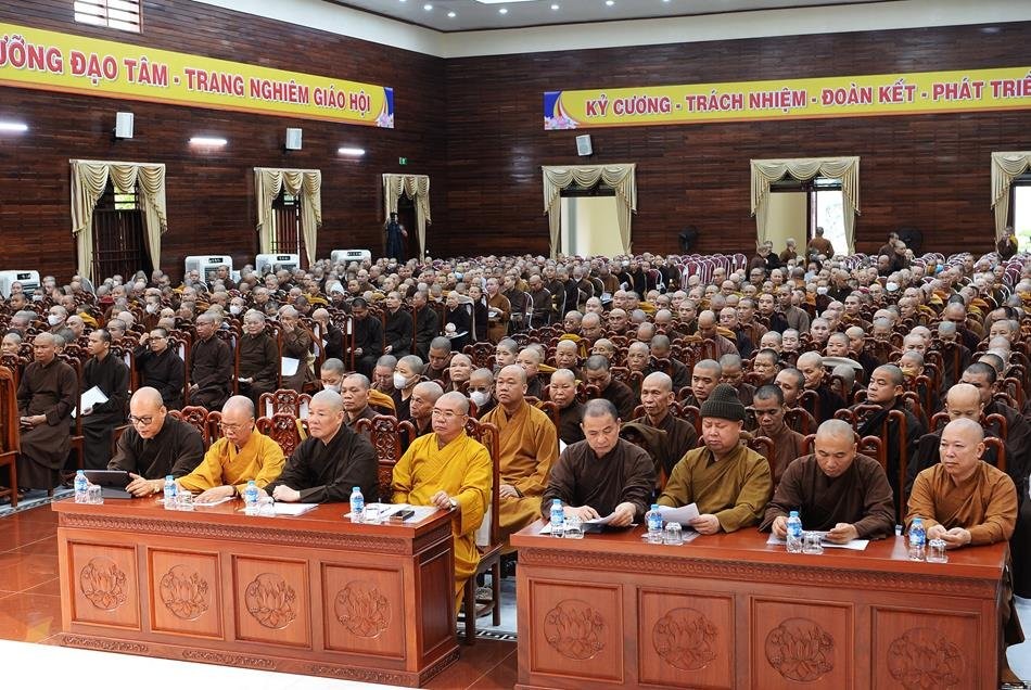 Chư tôn đức tham dự Hội nghị sinh hoạt Tăng sự Chư tôn đức tham dự Hội nghị sinh hoạt Tăng sự