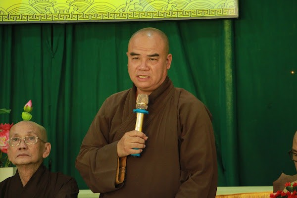 Thượng tọa Thích Tĩnh Triệt, Phó Thường trực Ban Trị sự tỉnh nêu các ý kiến triển khai kế hoạch trong thời gian tới Thượng tọa Thích Tĩnh Triệt, Phó Thường trực Ban Trị sự tỉnh nêu các ý kiến triển khai kế hoạch trong thời gian tới