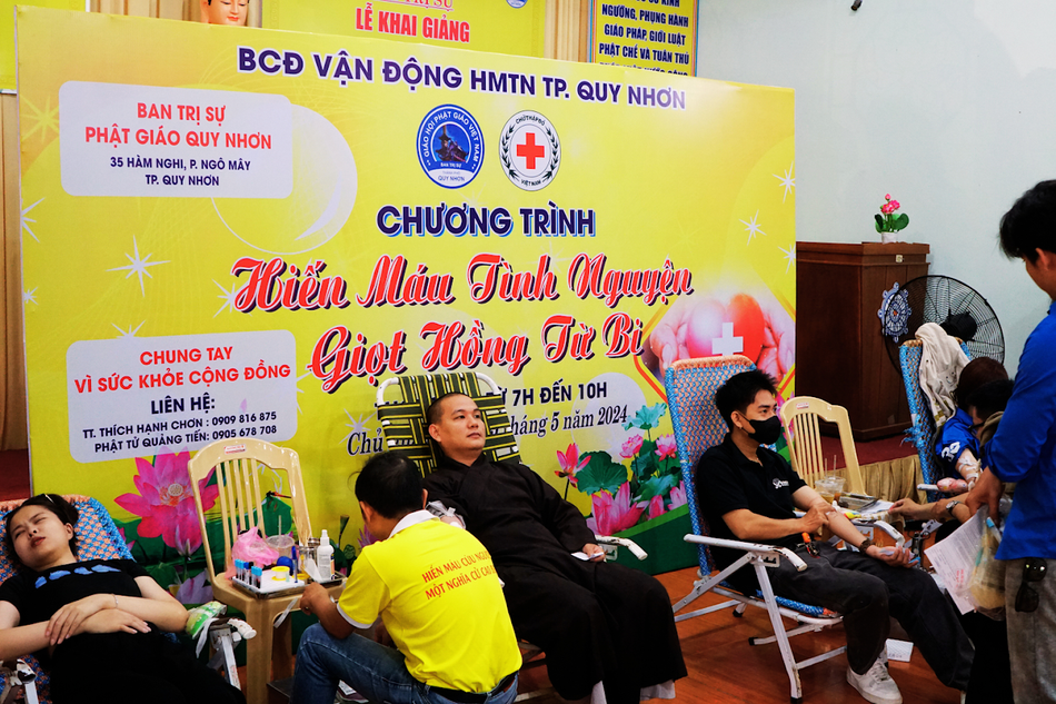 Ban Tổ chức thu được hơn 250 đơn vị máu Ban Tổ chức thu được hơn 250 đơn vị máu