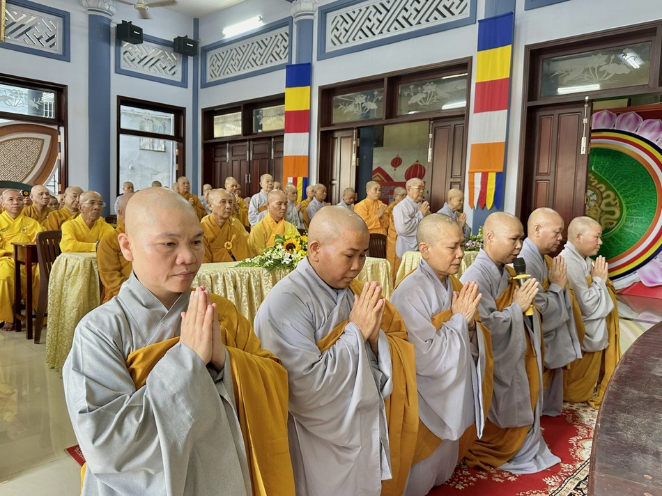 Chư Ni đã tác pháp thỉnh giáo giới thọ an cư Chư Ni đã tác pháp thỉnh giáo giới thọ an cư