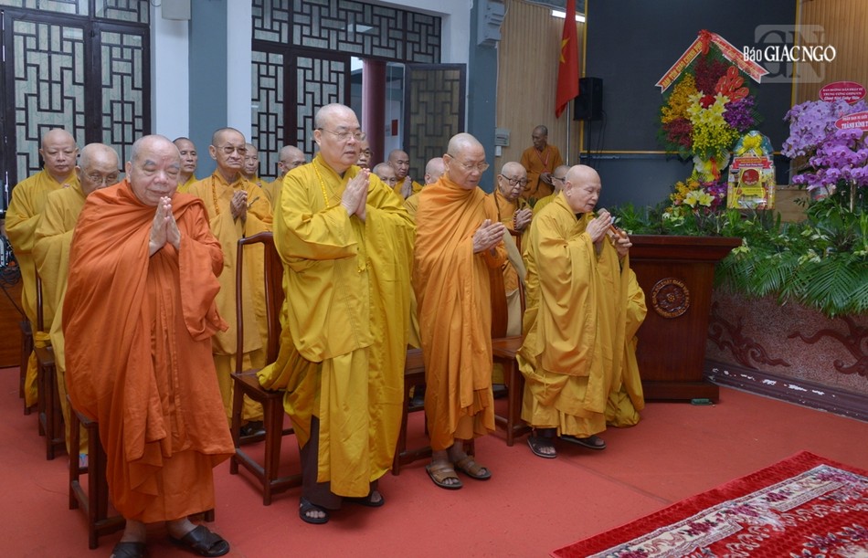 Chư vị giáo phẩm Hội đồng Chứng minh, Hội đồng Trị sự