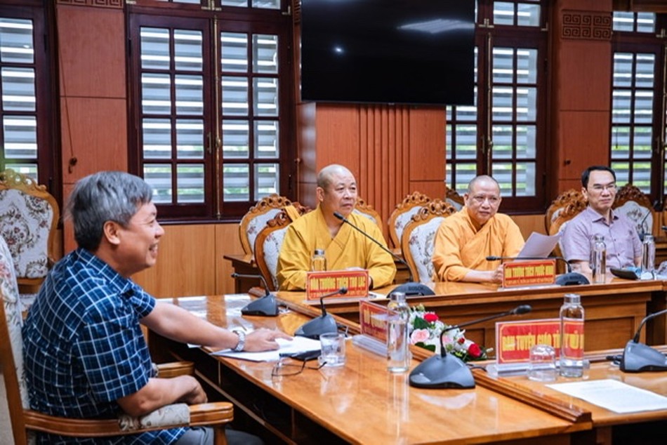 Thảo luận, thống nhất các nội dung tổ chức Hội thảo khoa học quốc gia “Nghiên cứu, bảo tồn, phát huy giá trị Di sản Văn hóa Phật giáo Phật viện Đồng Dương” Thảo luận, thống nhất các nội dung tổ chức Hội thảo khoa học quốc gia “Nghiên cứu, bảo tồn, phát huy giá trị Di sản Văn hóa Phật giáo Phật viện Đồng Dương”