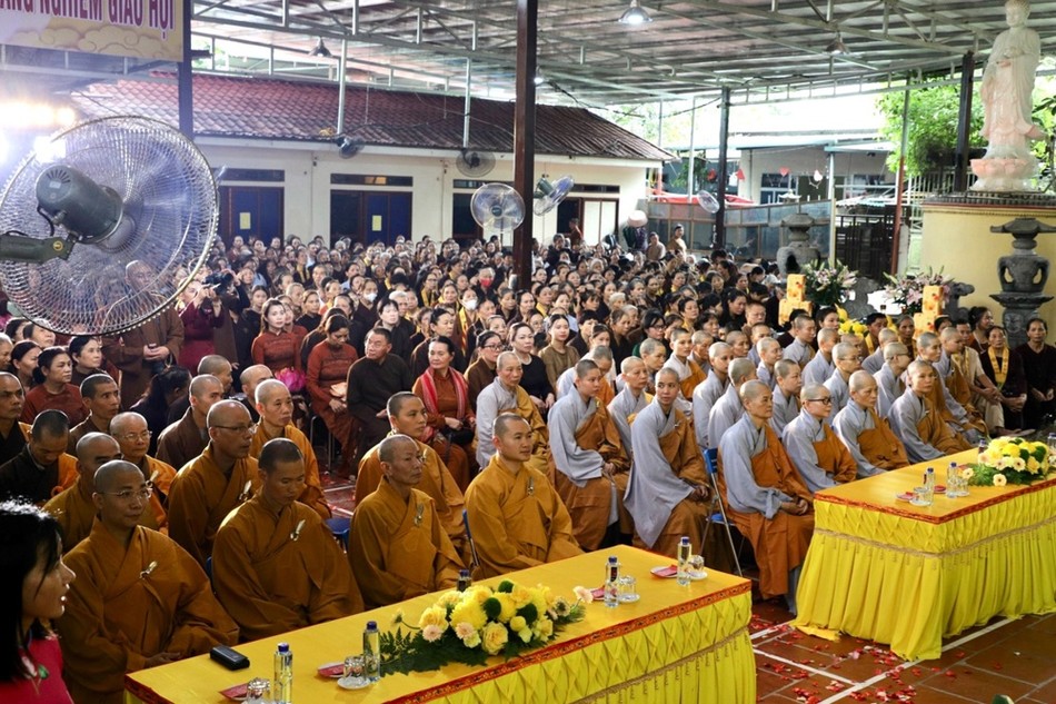 Chư Tăng Ni, Phật tử tham dự