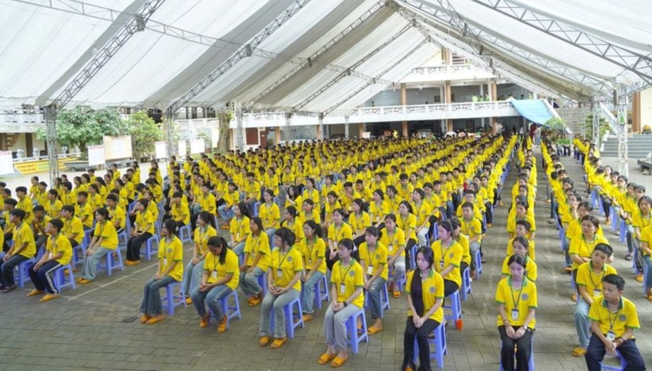 Hơn 500 thanh thiếu niên tham gia khóa tu tại chùa Pháp Hoa, TP.Gia Nghĩa