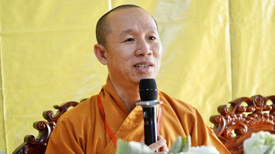 Đại đức Thích Nhuận Sanh chủ giảng đề tài: “Con đường giác ngộ trong Đạo Phật” Đại đức Thích Nhuận Sanh chủ giảng đề tài: “Con đường giác ngộ trong Đạo Phật”