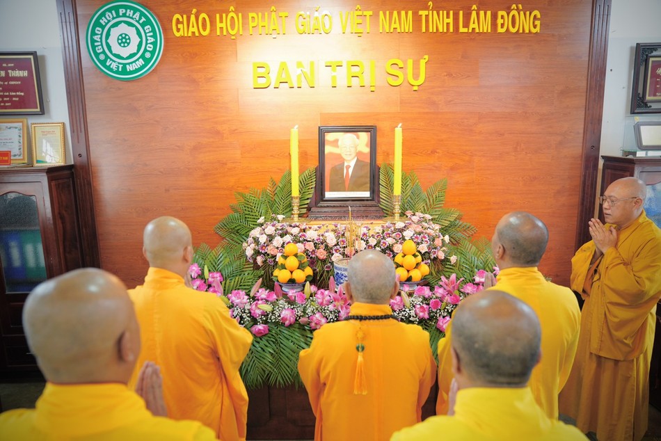 Ban Trị sự GHPGVN tỉnh Lâm Đồng tiễn biệt Tổng Bí thư Nguyễn Phú Trọng Ban Trị sự GHPGVN tỉnh Lâm Đồng tiễn biệt Tổng Bí thư Nguyễn Phú Trọng