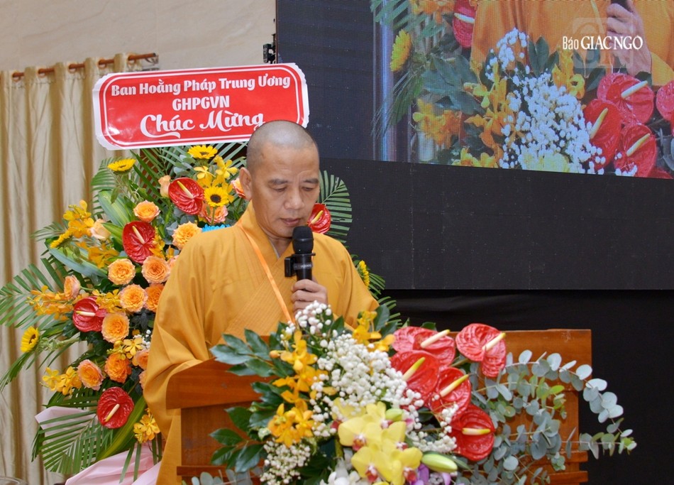 Thượng tọa Thích Minh Nhựt thông qua danh sách Ban Giám khảo