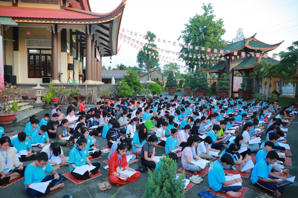 Hơn 200 em tu sinh có nhiều hoạt động ý nghĩa Hơn 200 em tu sinh có nhiều hoạt động ý nghĩa