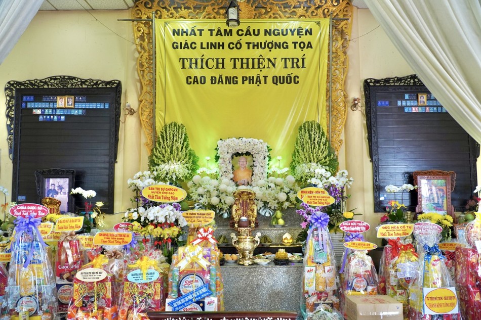 Di ảnh Thượng tọa Thích Thiện Trí tại Tổ đường chùa Bửu Toàn Di ảnh Thượng tọa Thích Thiện Trí tại Tổ đường chùa Bửu Toàn