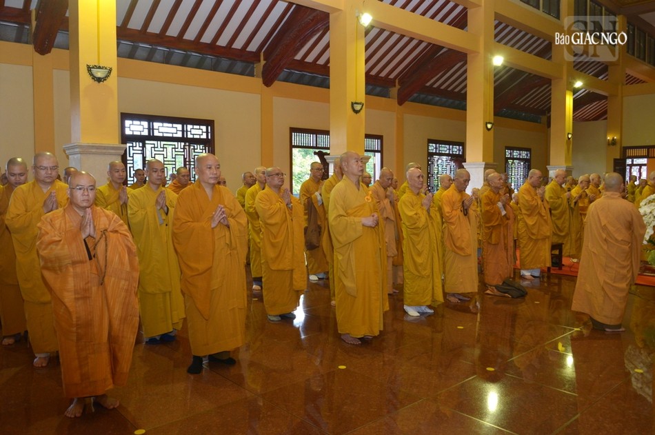 Chư tôn đức thành kính đảnh lễ, tri ân cố Trưởng lão Hòa thượng Thích Tâm Châu Chư tôn đức thành kính đảnh lễ, tri ân cố Trưởng lão Hòa thượng Thích Tâm Châu