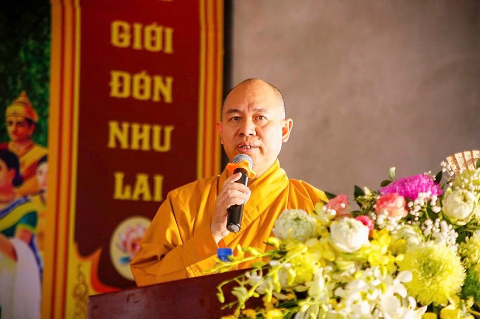 Thượng tọa Thích Đức Thiện phổ biến về tình hình Phật giáo trong nước tại chuyến thăm Thượng tọa Thích Đức Thiện phổ biến về tình hình Phật giáo trong nước tại chuyến thăm