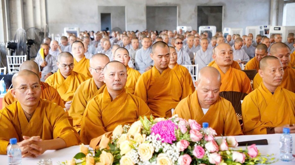 Chư tôn đức tỉnh Thái Bình tham dự Chư tôn đức tỉnh Thái Bình tham dự