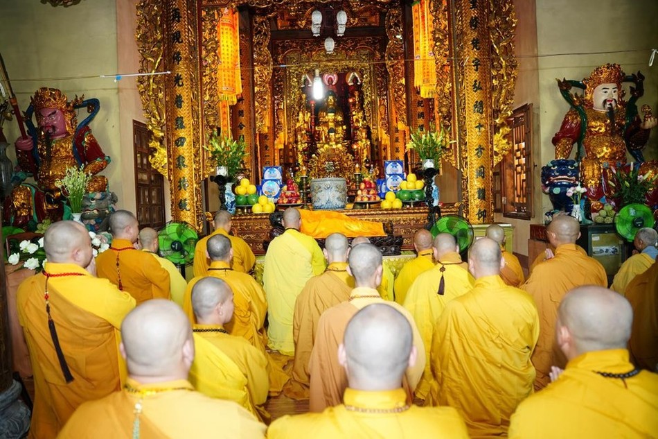 85 Tăng Ni phát nguyện thọ trì giới Bồ-tát