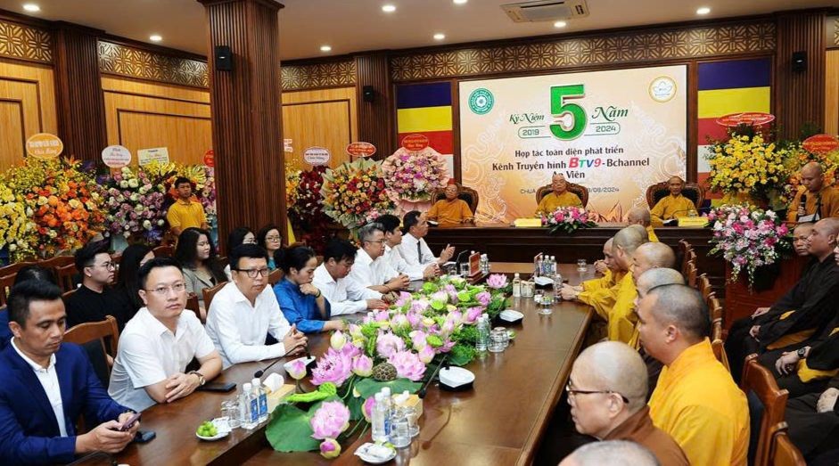 Kỷ niệm 5 năm hợp tác phát triển toàn diện kênh Truyền hình BTV9-BChannel An Viên Kỷ niệm 5 năm hợp tác phát triển toàn diện kênh Truyền hình BTV9-BChannel An Viên