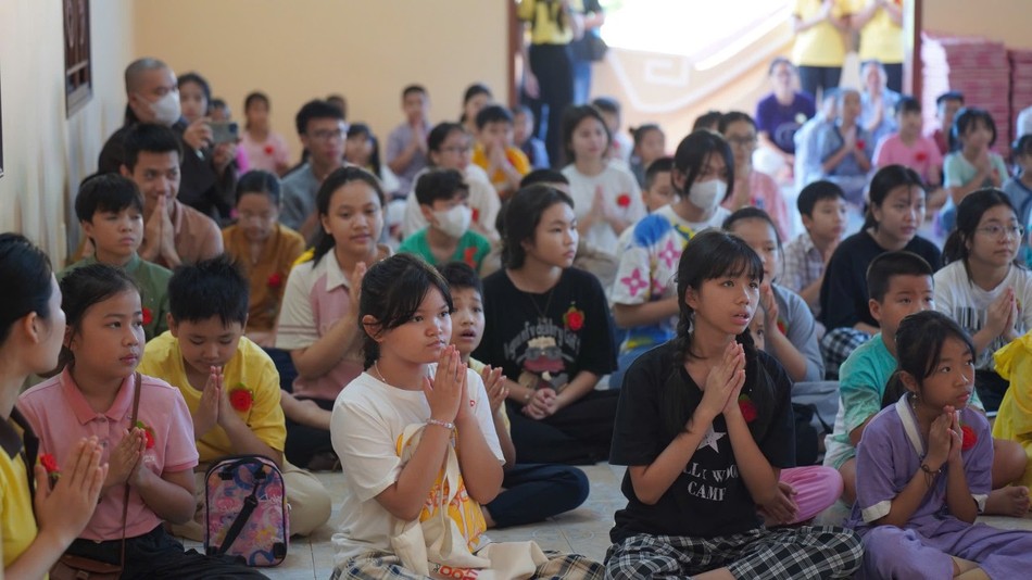 Các em tham dự Lễ Vu lan ý nghĩa "Người con hiếu thảo” Các em tham dự Lễ Vu lan ý nghĩa "Người con hiếu thảo”