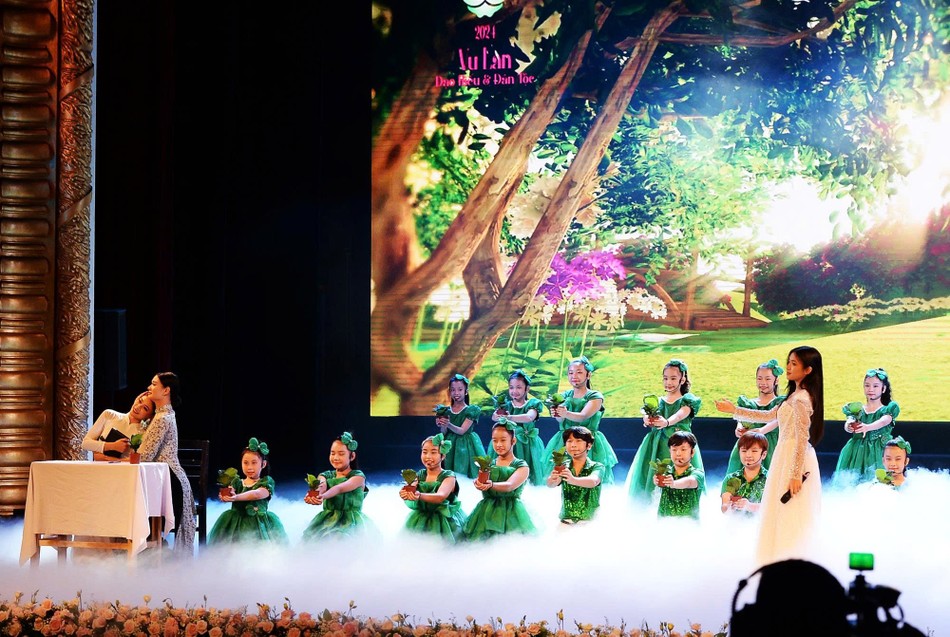 Nhiều tiết mục ý nghĩa trong mùa Vu lan - Báo hiếu