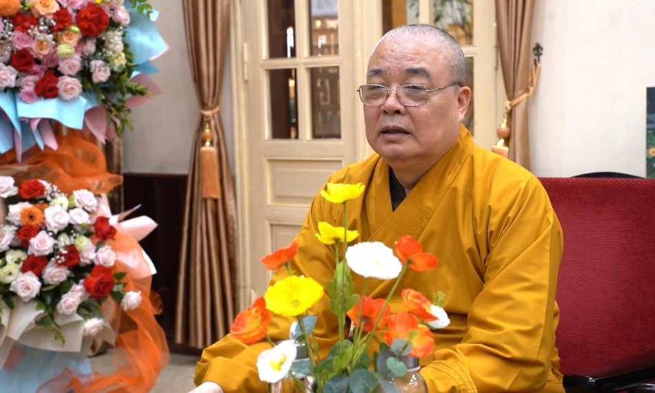 Trưởng lão Hòa thượng Thích Thanh Nhiễu cảm ơn phái đoàn Sở Nội vụ - Ban Tôn giáo TP.Hà Nội Trưởng lão Hòa thượng Thích Thanh Nhiễu cảm ơn phái đoàn Sở Nội vụ - Ban Tôn giáo TP.Hà Nội