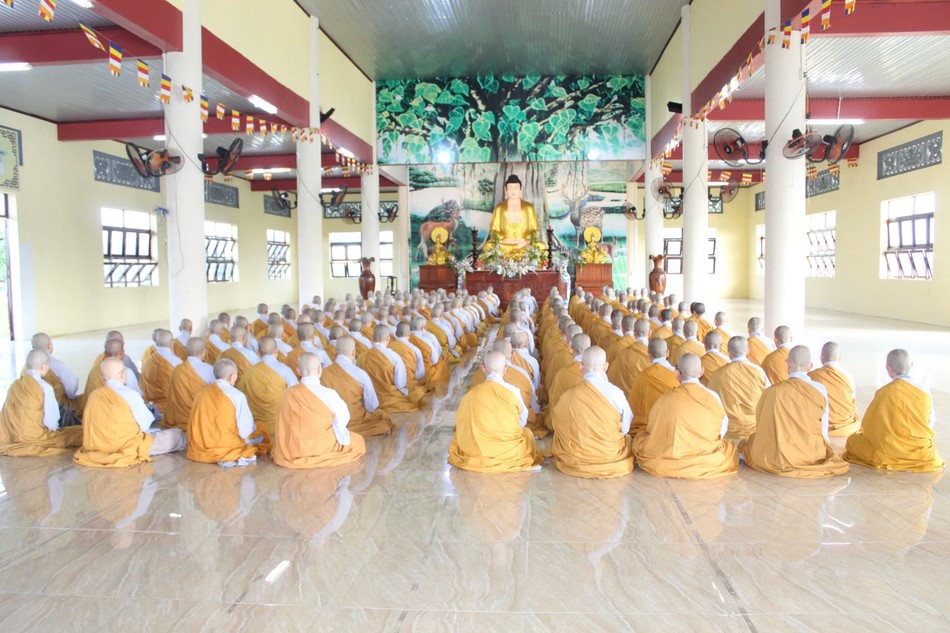 Đạo tràng trùng tụng giới luật Đạo tràng trùng tụng giới luật