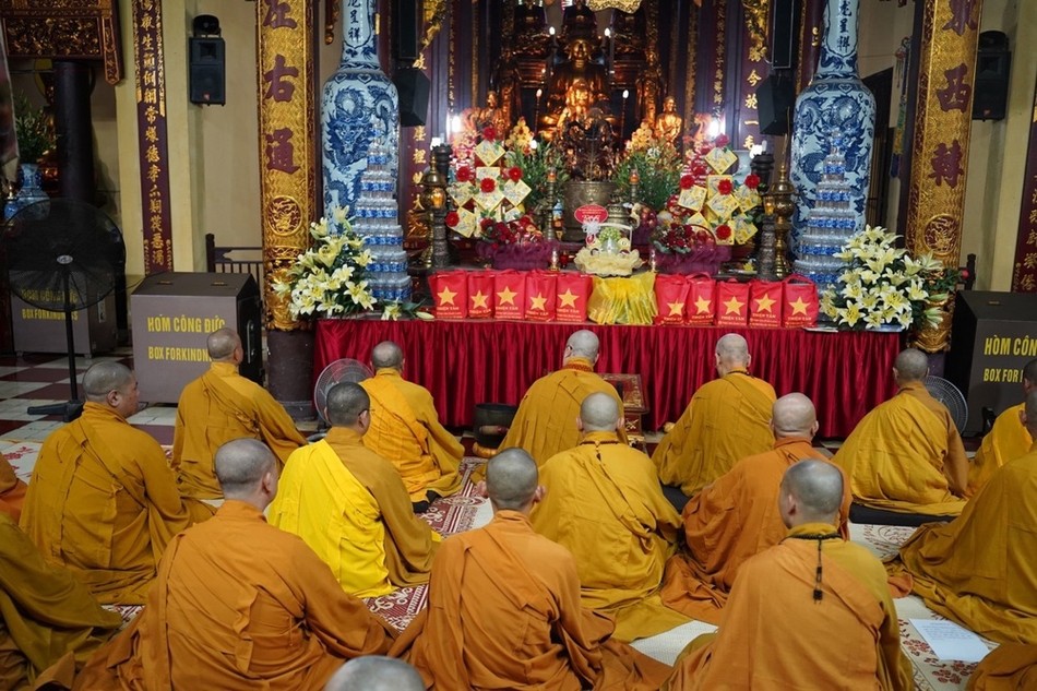 Ngày Tự tứ của chư Tăng Ni đánh dấu tăng thêm một hạ lạp Ngày Tự tứ của chư Tăng Ni đánh dấu tăng thêm một hạ lạp