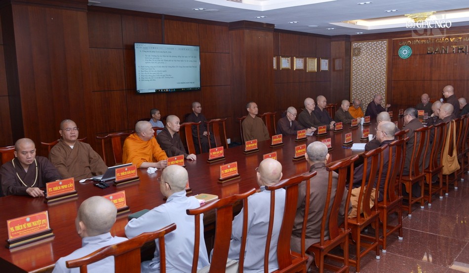 Quang cảnh buổi họp tại Việt Nam Quốc Tự Quang cảnh buổi họp tại Việt Nam Quốc Tự