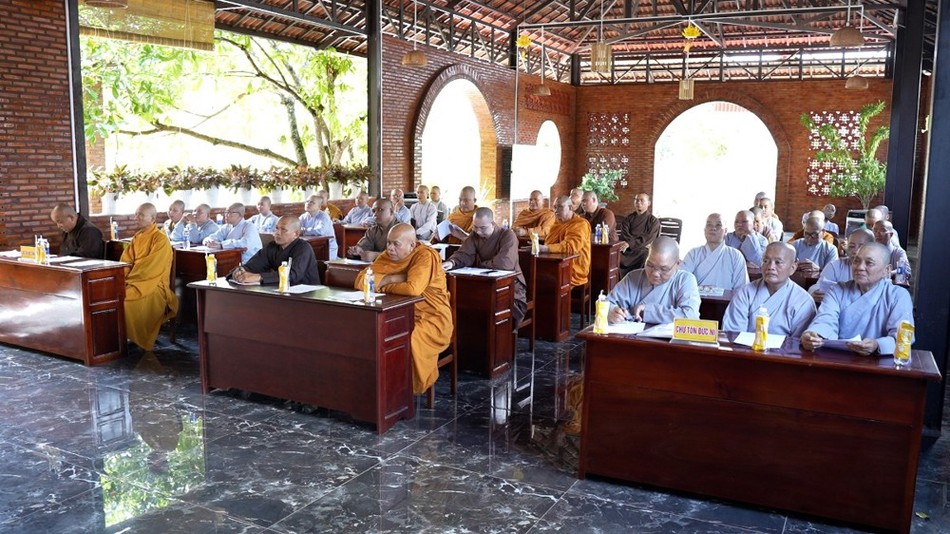 Tăng Ni trong tỉnh tham dự Tăng Ni trong tỉnh tham dự