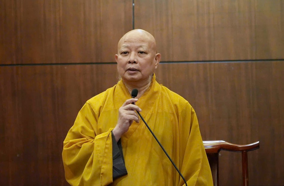 Hòa thượng Thích Lệ Trang, Trưởng ban Nghi lễ T.Ư triển khai, phân công một số công tác nghi lễ chuẩn bị tại Đại lễ Liên Hiệp Quốc do GHPGVN đăng cai tổ chức tại TP.HCM - Ảnh: H.Giang Hòa thượng Thích Lệ Trang, Trưởng ban Nghi lễ T.Ư triển khai, phân công một số công tác nghi lễ chuẩn bị tại Đại lễ Liên Hiệp Quốc do GHPGVN đăng cai tổ chức tại TP.HCM - Ảnh: H.Giang