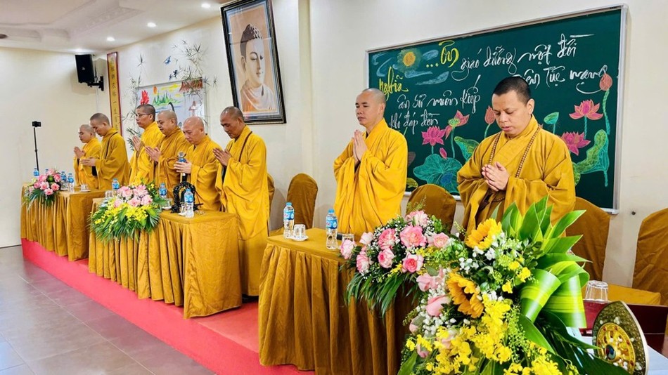 Chư tôn đức chứng minh, tham dự Chư tôn đức chứng minh, tham dự