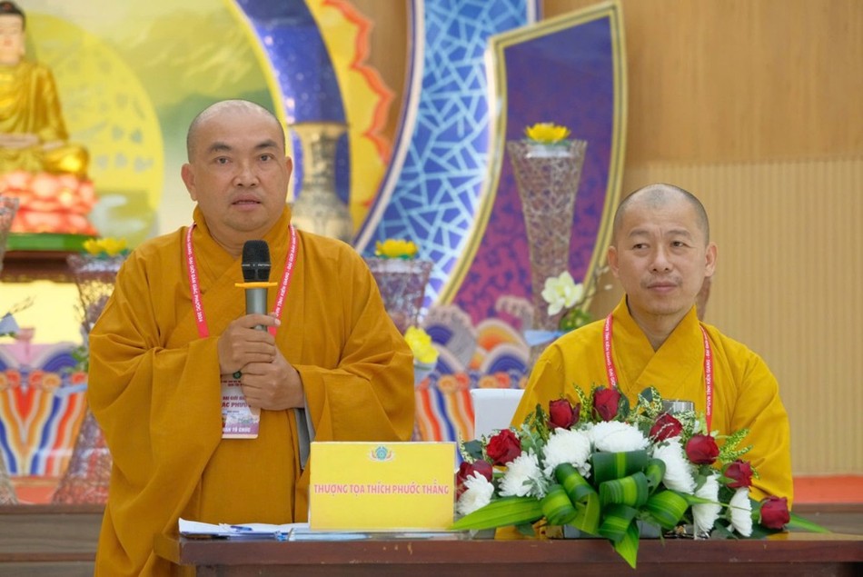 Thượng tọa Thích Phước Thắng, Phó ban Trị sự, Trưởng ban Giáo dục Phật giáo GHPGVN tỉnh Kiên Giang phát biểu sách tấn Thượng tọa Thích Phước Thắng, Phó ban Trị sự, Trưởng ban Giáo dục Phật giáo GHPGVN tỉnh Kiên Giang phát biểu sách tấn