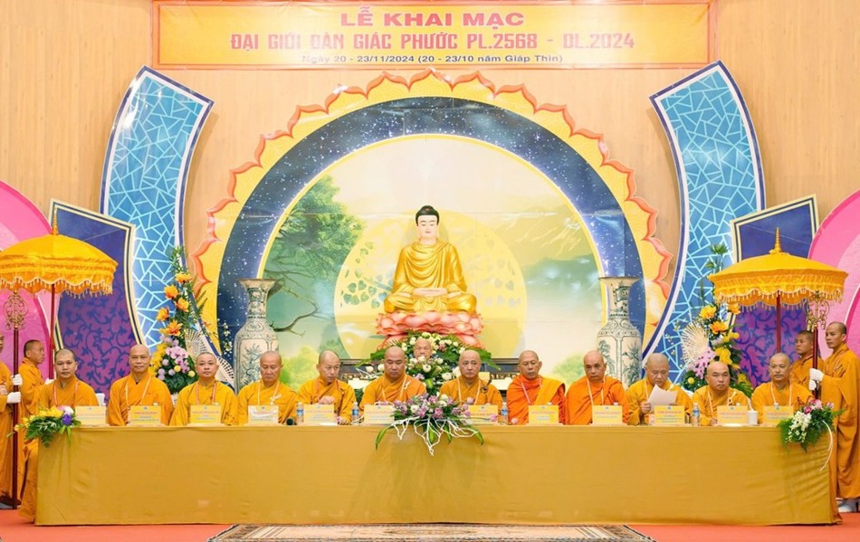 Chư tôn đức chứng minh, tham dự Lễ khai mạc Đại giới đàn Giác Phước Chư tôn đức chứng minh, tham dự Lễ khai mạc Đại giới đàn Giác Phước