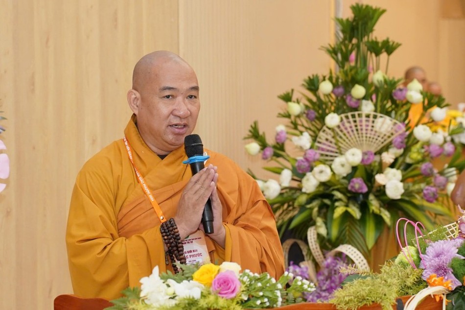 Thượng tọa Thích Phước Nguyên, Phó Tổng Thư ký Hội đồng Trị sự kiêm Chánh Văn phòng II T.Ư cung tuyên tiểu sử cố Trưởng lão Hòa thượng Thích Giác Phước Thượng tọa Thích Phước Nguyên, Phó Tổng Thư ký Hội đồng Trị sự kiêm Chánh Văn phòng II T.Ư cung tuyên tiểu sử cố Trưởng lão Hòa thượng Thích Giác Phước