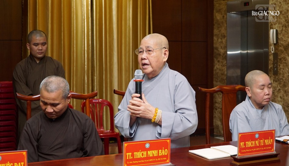 Ni trưởng Thích nữ Từ Nhẫn Ni trưởng Thích nữ Từ Nhẫn