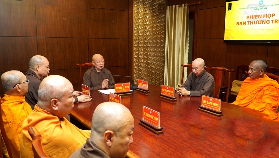 Tham dự Tuần huân tu và Khóa bồi dưỡng trụ trì là trách nhiệm của mỗi Tăng Ni đối với Giáo hội Tham dự Tuần huân tu và Khóa bồi dưỡng trụ trì là trách nhiệm của mỗi Tăng Ni đối với Giáo hội