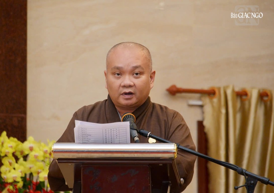 Thượng tọa Thích Trung Nguyện báo cáo tổng kết Tuần huân tu, Khóa bồi dưỡng trụ trì 2024 Thượng tọa Thích Trung Nguyện báo cáo tổng kết Tuần huân tu, Khóa bồi dưỡng trụ trì 2024